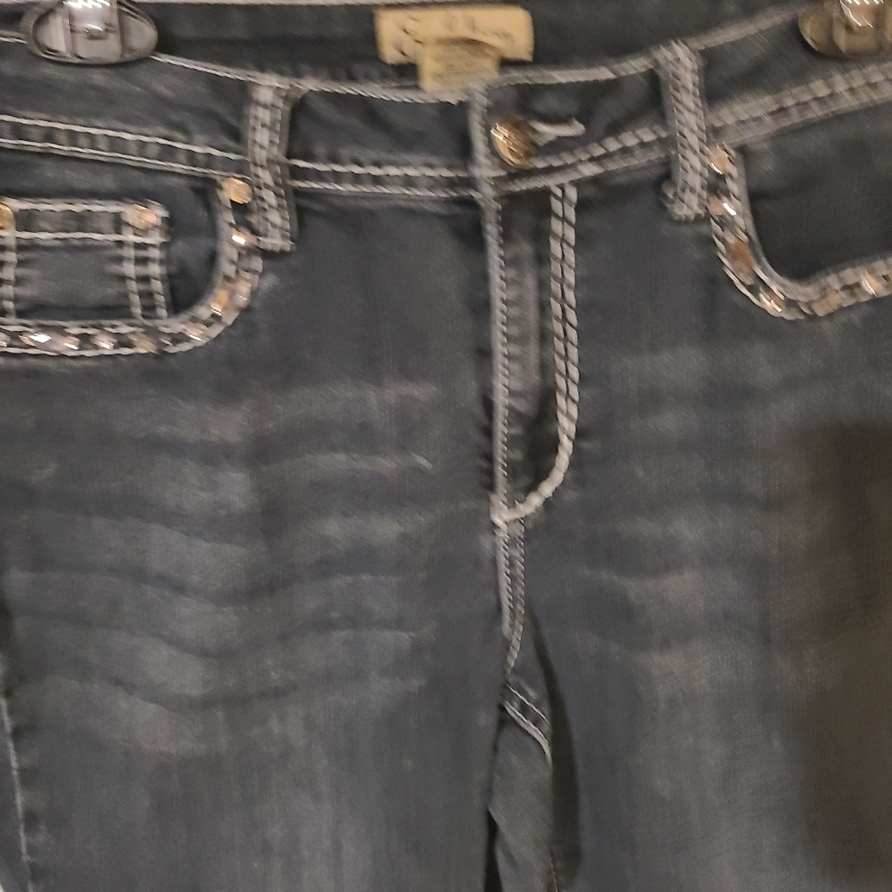 Dark Wash Women’s Jeans with Contrast Stitching Earl Jeans